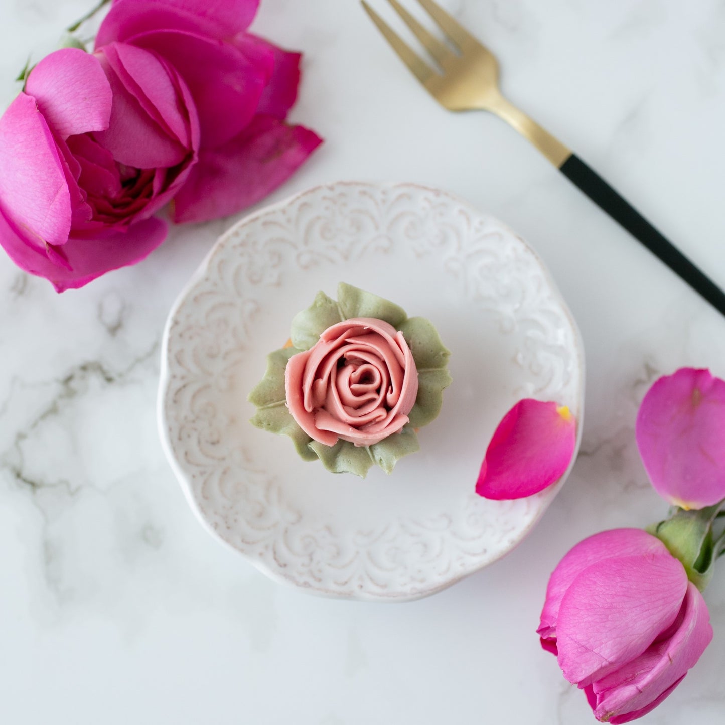 Fragrant rose cupcakes
